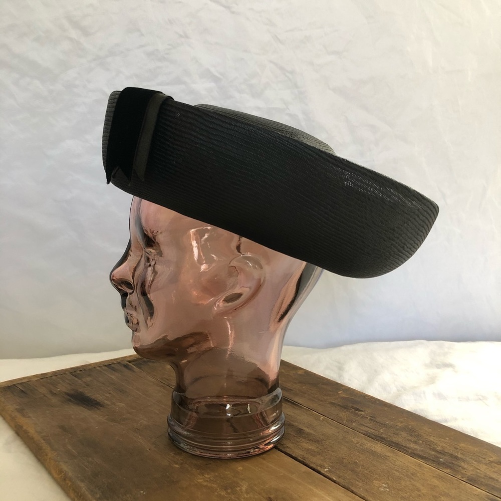 VINTAGE/ “The French Room” Madeline hat - Picture 3 of 6